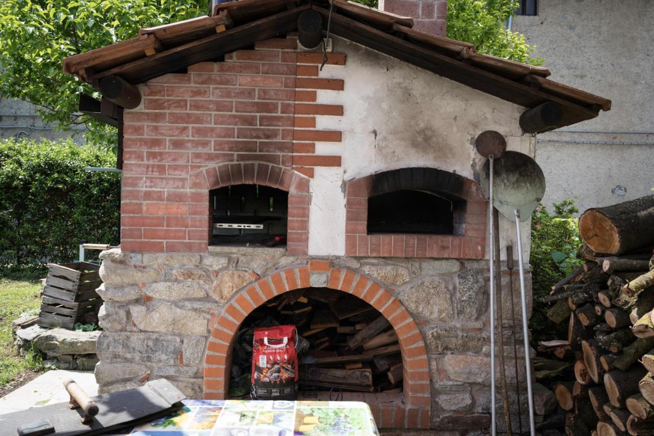Draisina Bike Apartments Uno Oleggio Castello Exterior photo